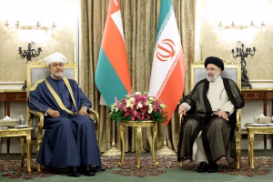 Iran Dan Oman Bakal Urus Selat Hormuz Bersama