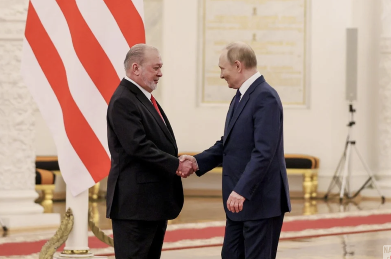 Putin Zahir Penghargaan Lawatan Bersejarah Sultan Ibrahim Ke Moscow – Duta