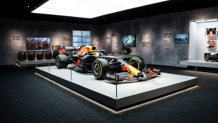 F1