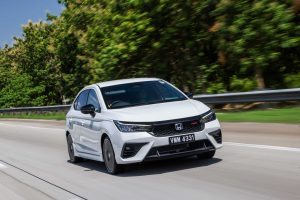Kenapa Kereta Hybrid Masih Menjadi Pilihan Kuat Ramai Orang? Ini 5 Sebabnya