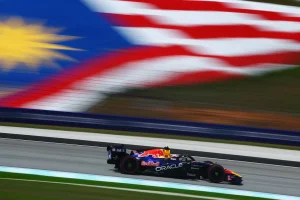 Max Verstappen Menang Bahrain Grand Prix Di Sepang Selepas Perlumbaan Penuh Drama